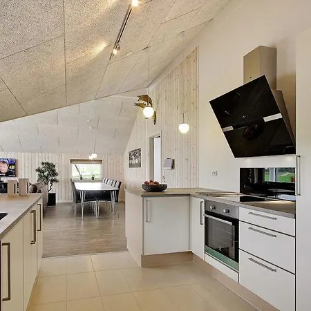 Sleeps 14 Pool Wifi *