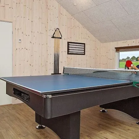 Holiday home Sleeps 14 Pool Wifi *